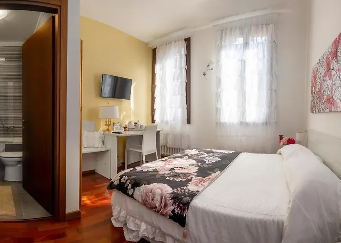 Ca' Degli Specchieri